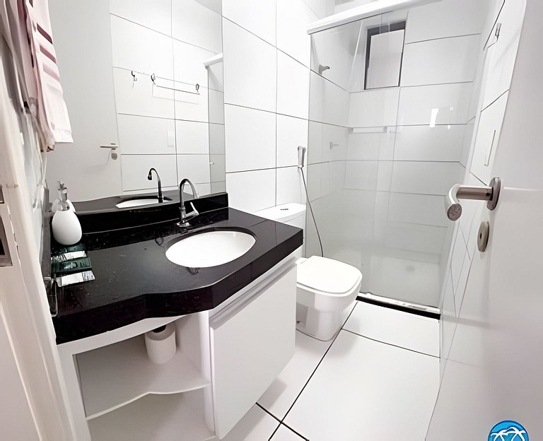 Apt | Golden Place 406 | com 2/4 e 2WC Ponta Verde