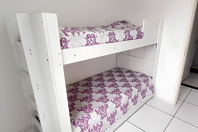 Apt | Golden Place 406 | com 2/4 e 2WC Ponta Verde