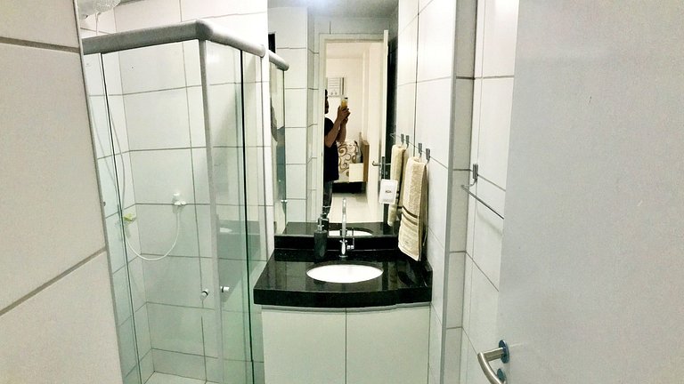 Apt | Golden Place 404 | com 2/4 e 2WC Ponta Verde