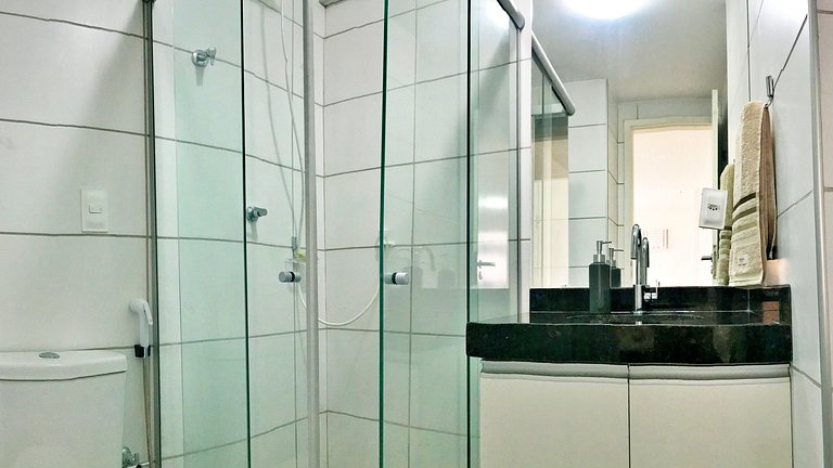 Apt | Golden Place 404 | com 2/4 e 2WC Ponta Verde