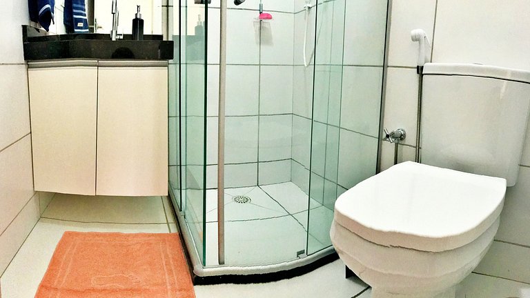 Apt | Golden Place 404 | com 2/4 e 2WC Ponta Verde