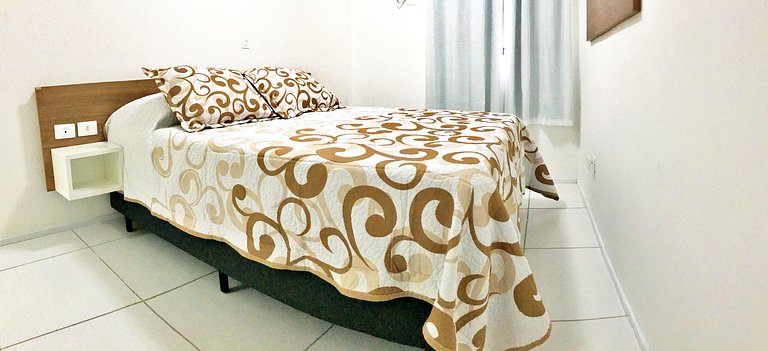 Apt | Golden Place 412 | com 2/4 e 2WC Ponta Verde