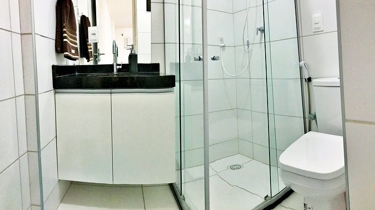 Apt | Golden Place 503 | com 2/4 e 2WC Ponta Verde