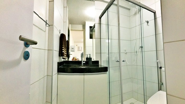 Apt | Golden Place 503 | com 2/4 e 2WC Ponta Verde